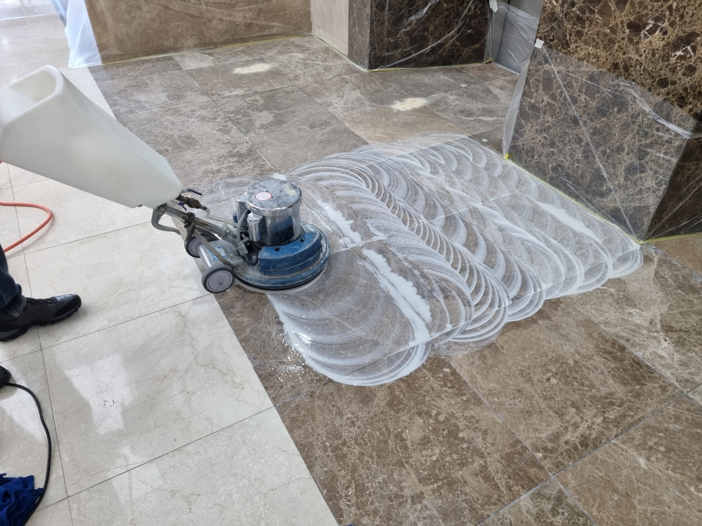 pexels gurvan-rolland-6997245